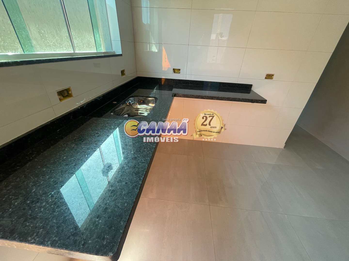 Casa à venda com 2 quartos, 67m² - Foto 7