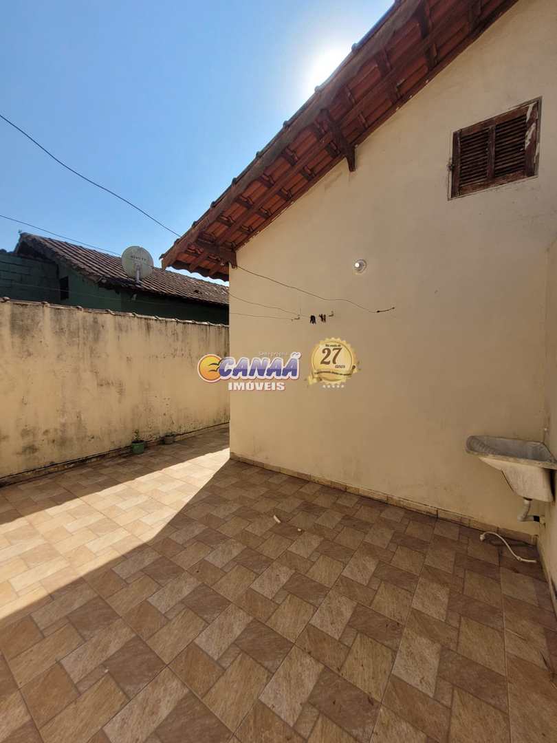 Casa à venda com 2 quartos, 54m² - Foto 16