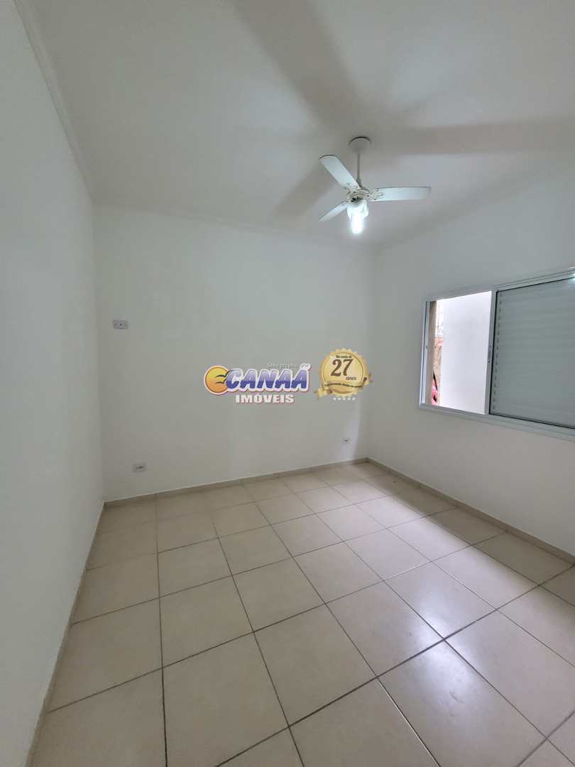 Casa à venda com 2 quartos, 81m² - Foto 13