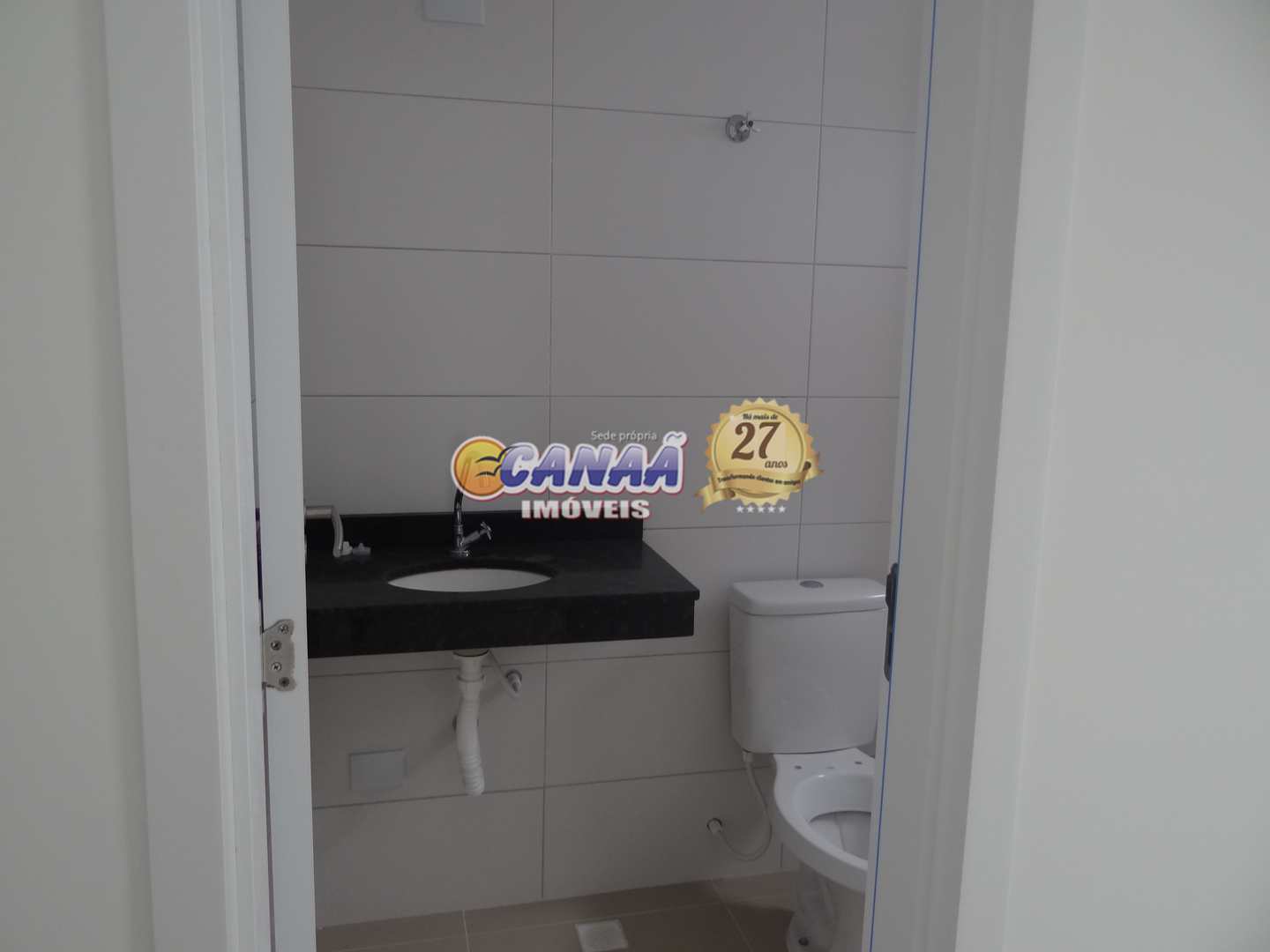 Apartamento à venda com 2 quartos, 75m² - Foto 24