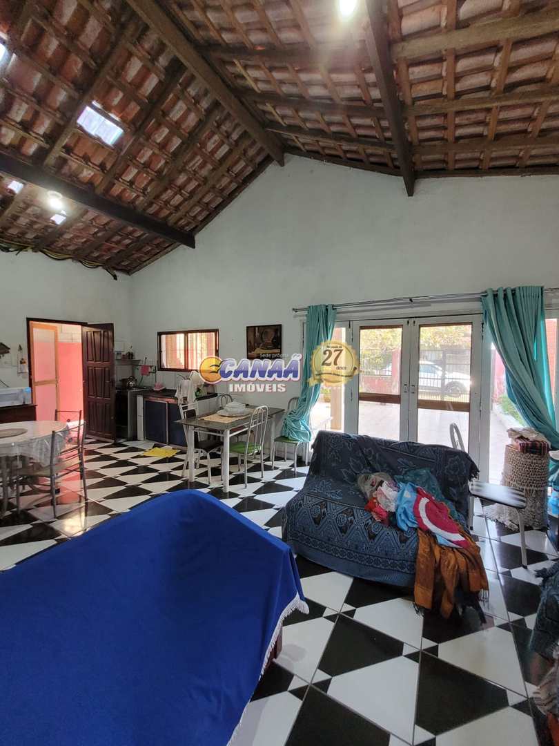 Casa à venda com 2 quartos, 90m² - Foto 5