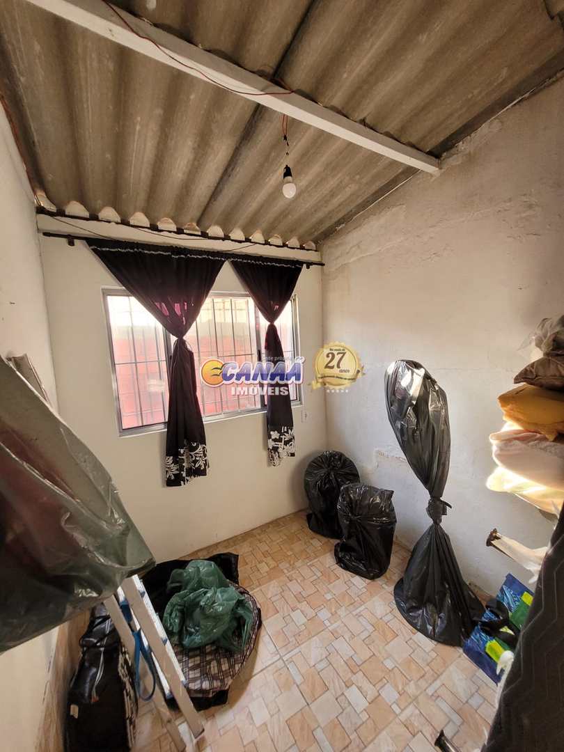 Casa à venda com 2 quartos, 90m² - Foto 15