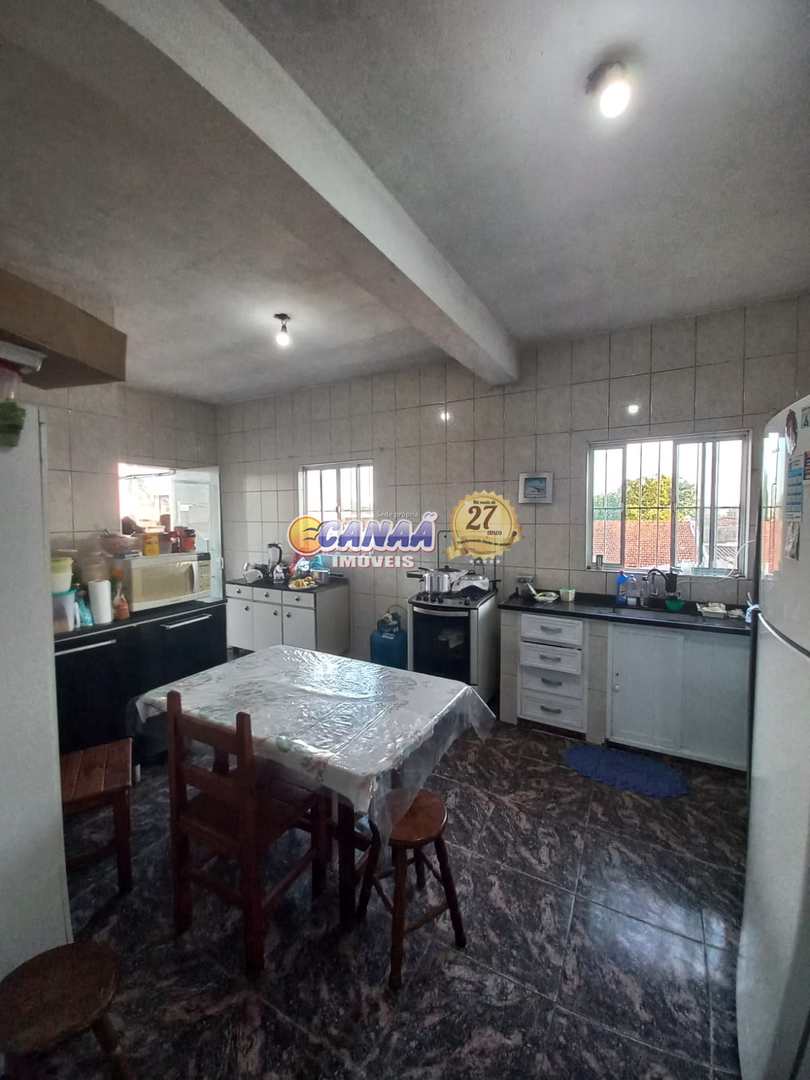 Sobrado à venda com 2 quartos, 198m² - Foto 9