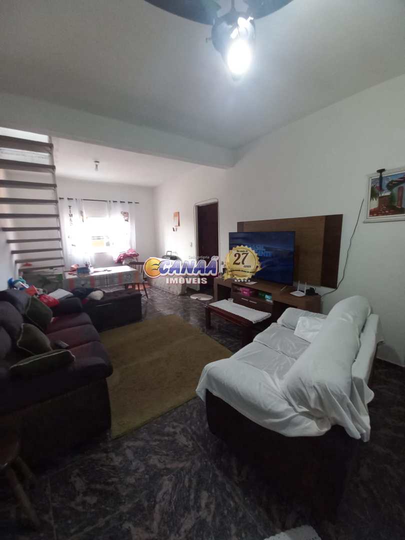 Sobrado à venda com 2 quartos, 198m² - Foto 8