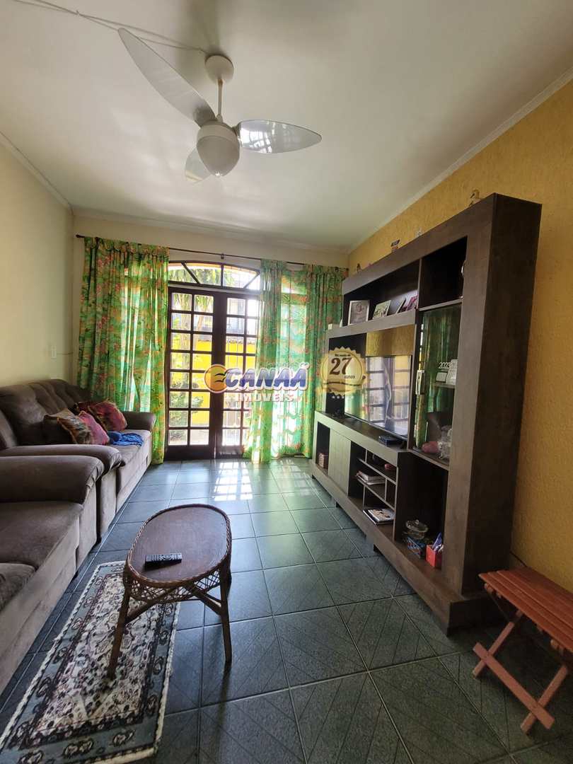 Sobrado à venda com 3 quartos, 237m² - Foto 5