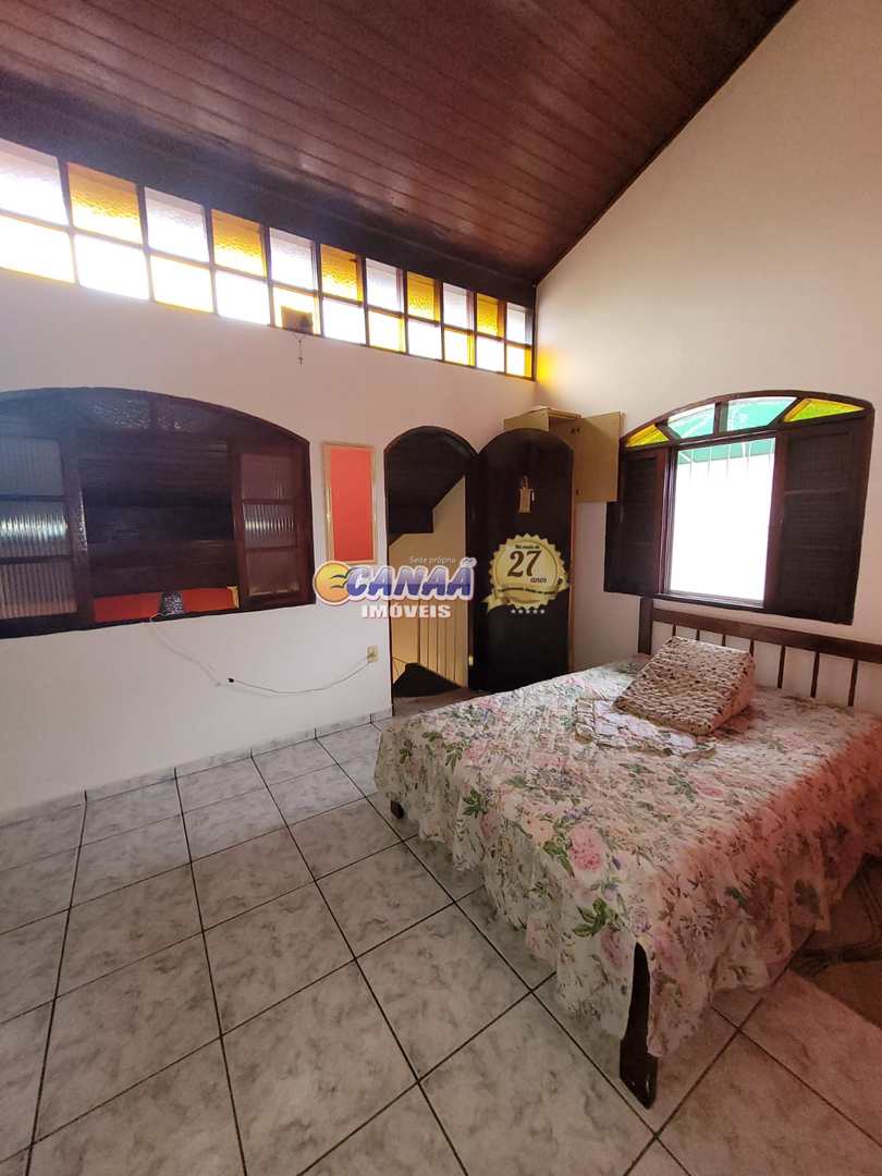 Casa à venda com 2 quartos, 125m² - Foto 13