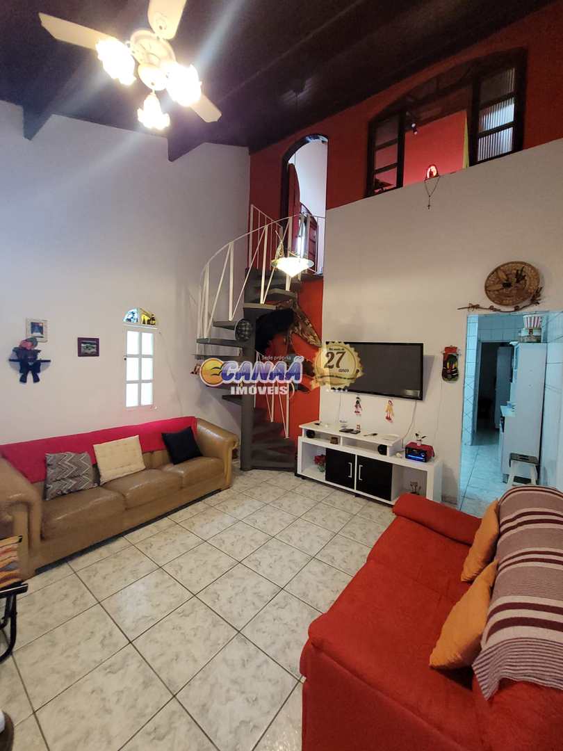 Casa à venda com 2 quartos, 125m² - Foto 7