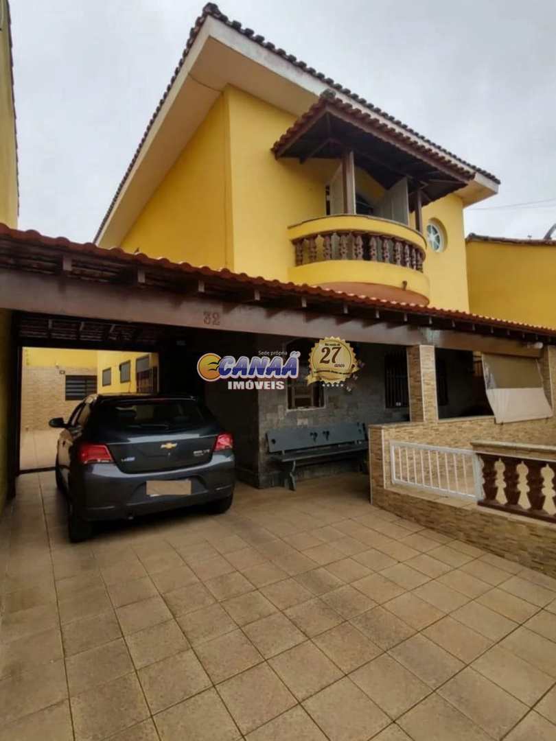 Casa à venda com 3 quartos, 232m² - Foto 2