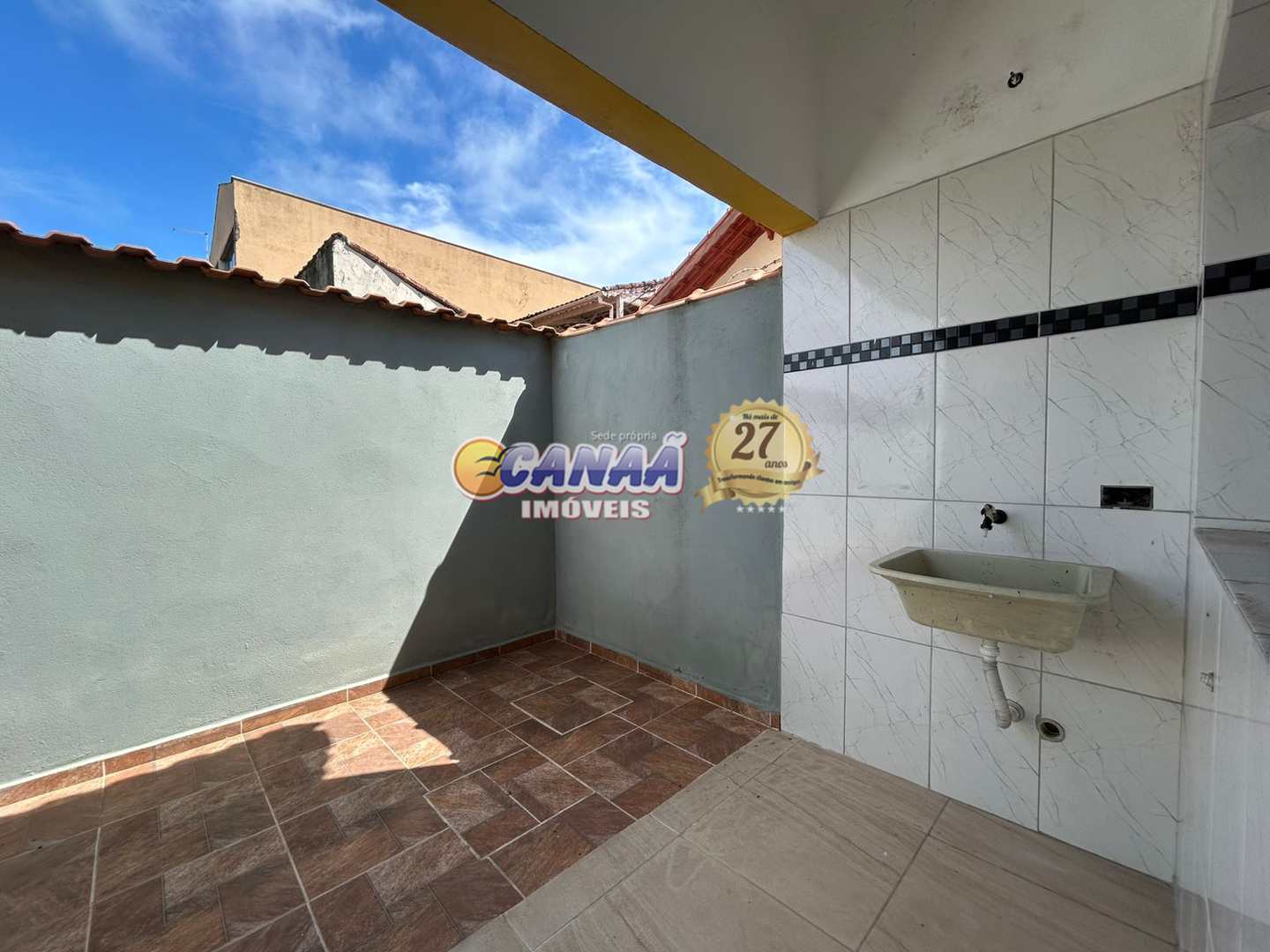 Casa à venda com 2 quartos, 150m² - Foto 14