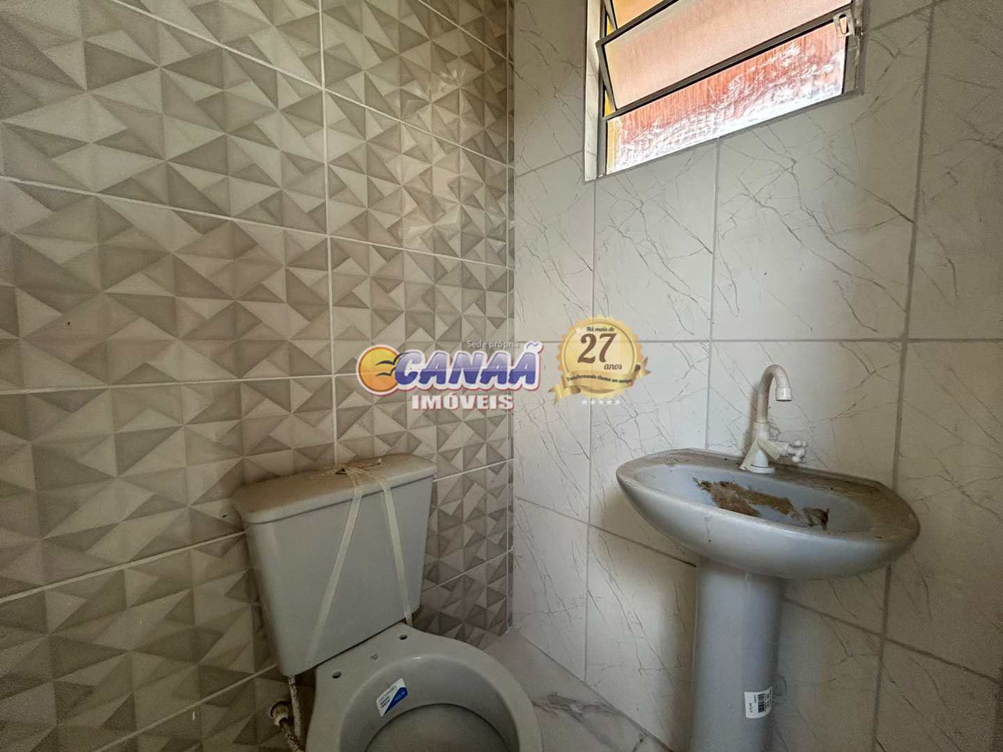 Casa à venda com 2 quartos, 150m² - Foto 17