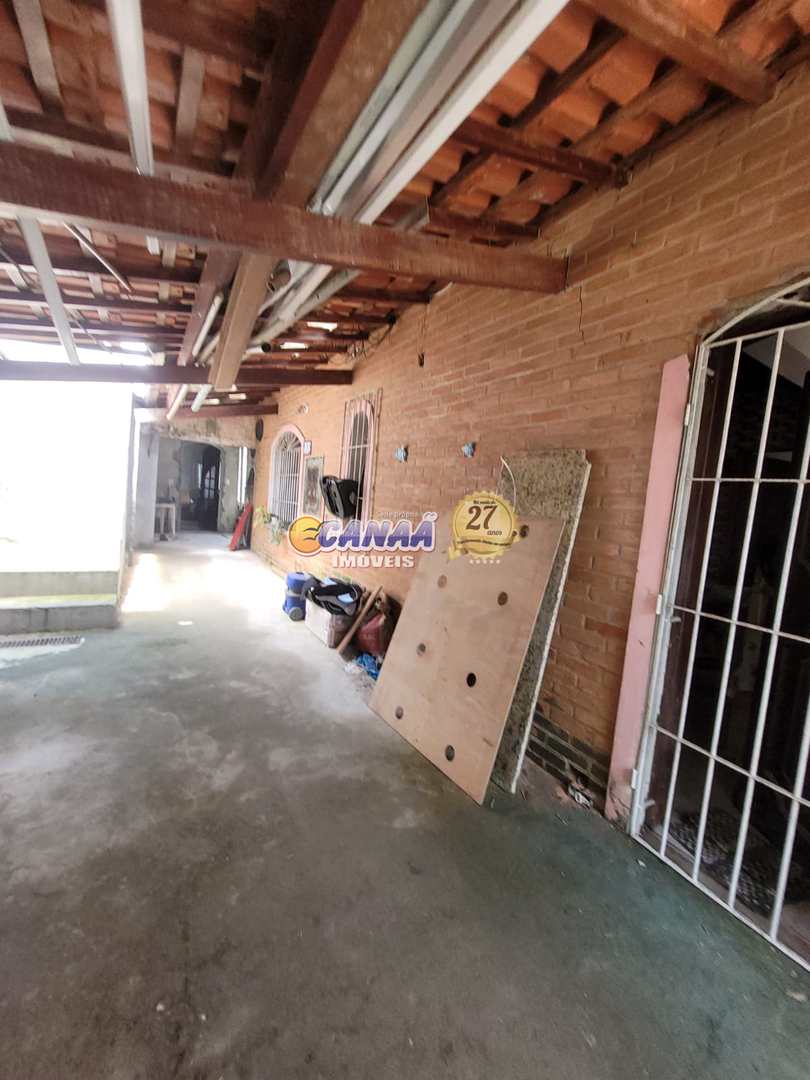 Casa à venda com 2 quartos, 170m² - Foto 5