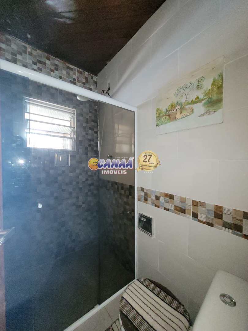 Casa à venda com 2 quartos, 170m² - Foto 13