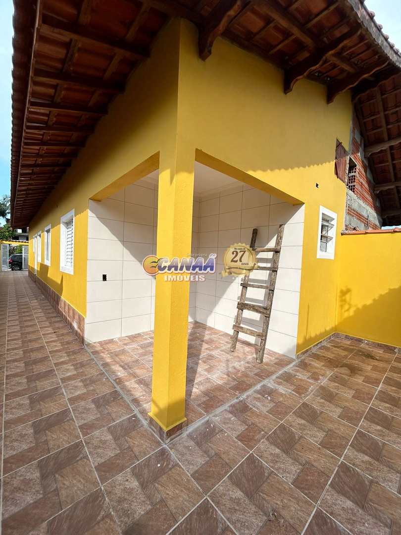 Casa à venda com 2 quartos, 65m² - Foto 12