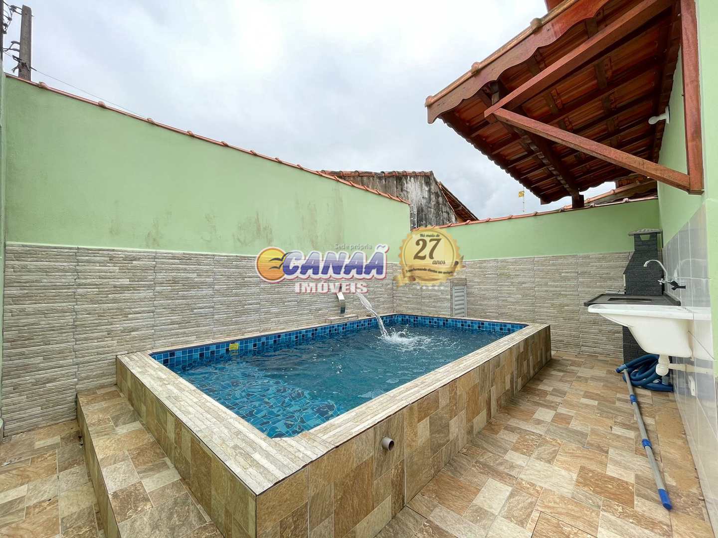 Casa à venda com 2 quartos, 85m² - Foto 12