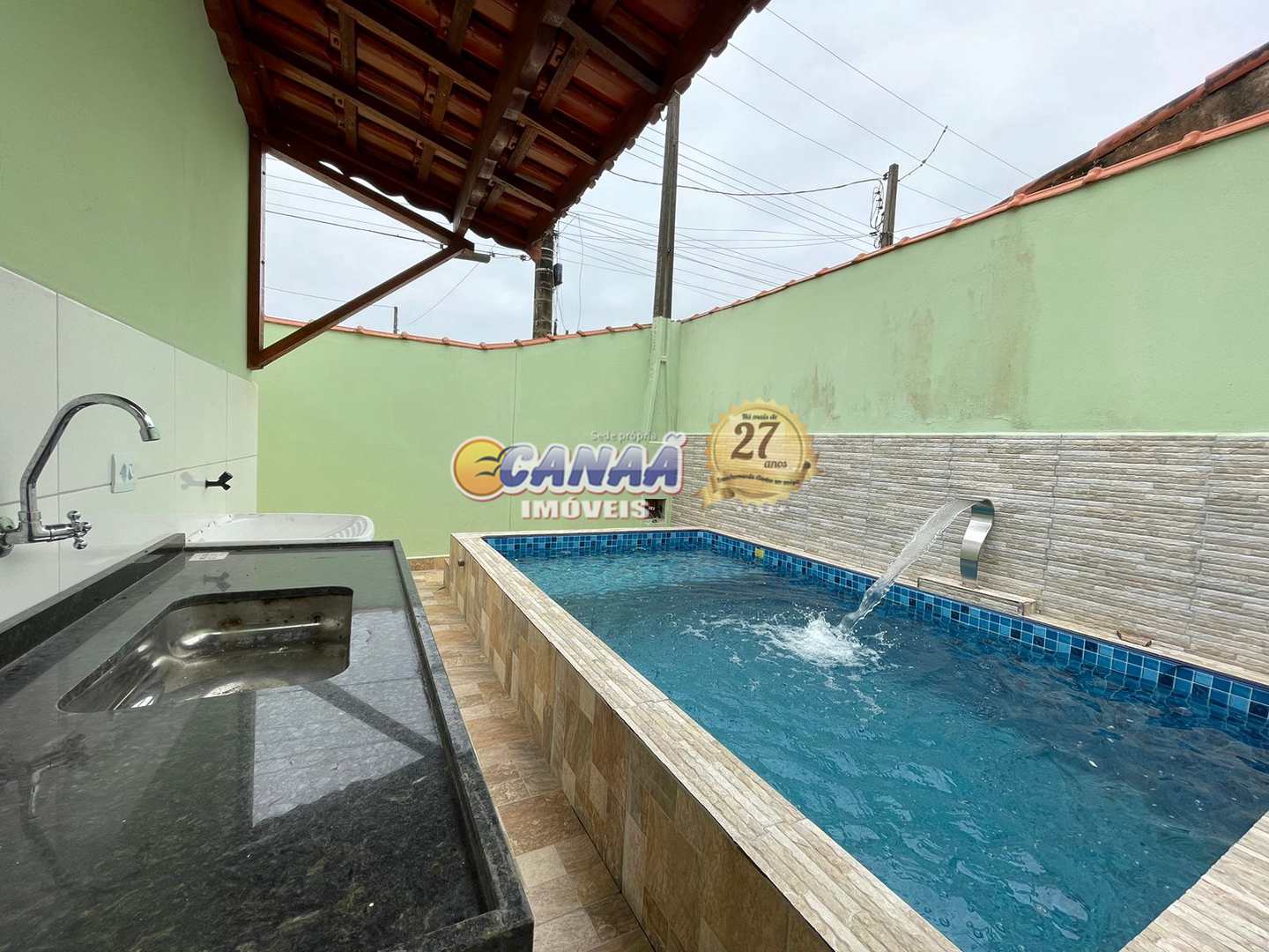 Casa à venda com 2 quartos, 85m² - Foto 13