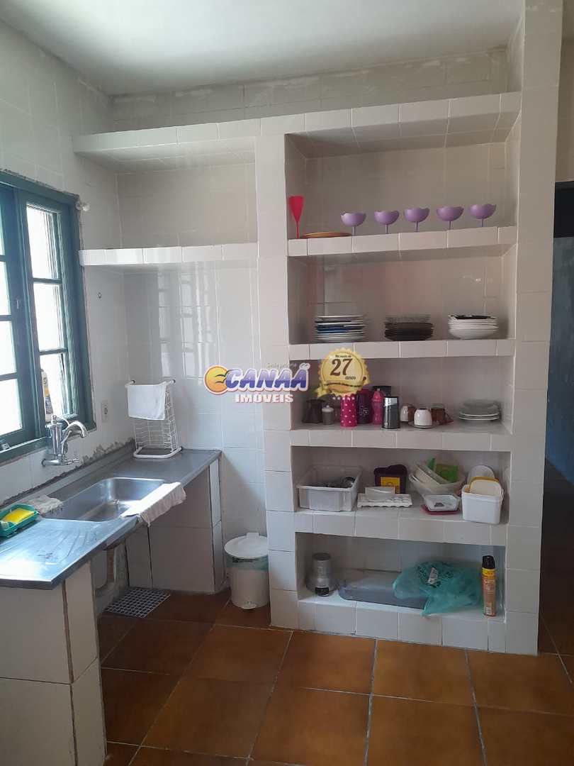 Casa à venda com 2 quartos, 48m² - Foto 10