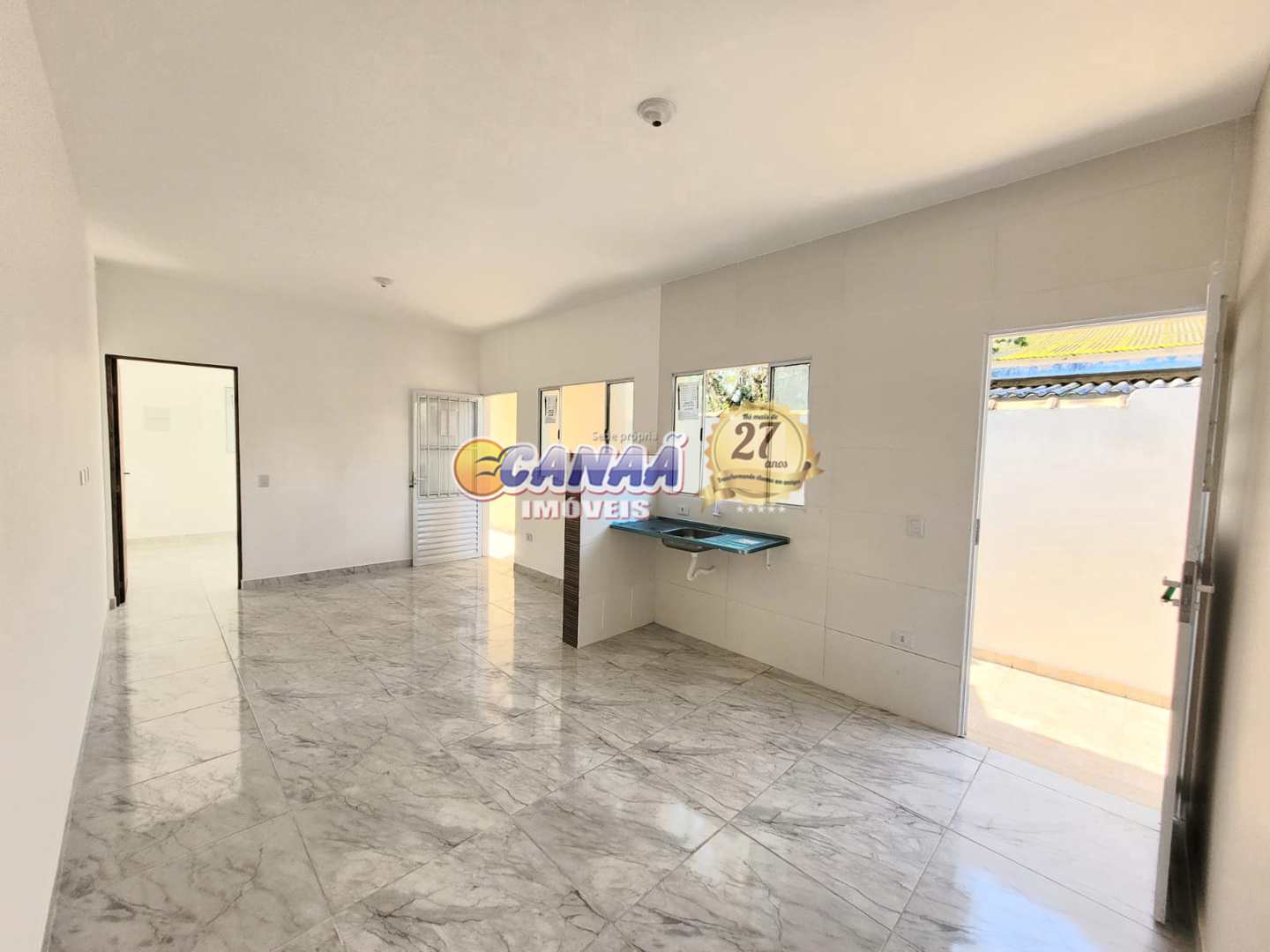 Casa à venda com 2 quartos, 56m² - Foto 5