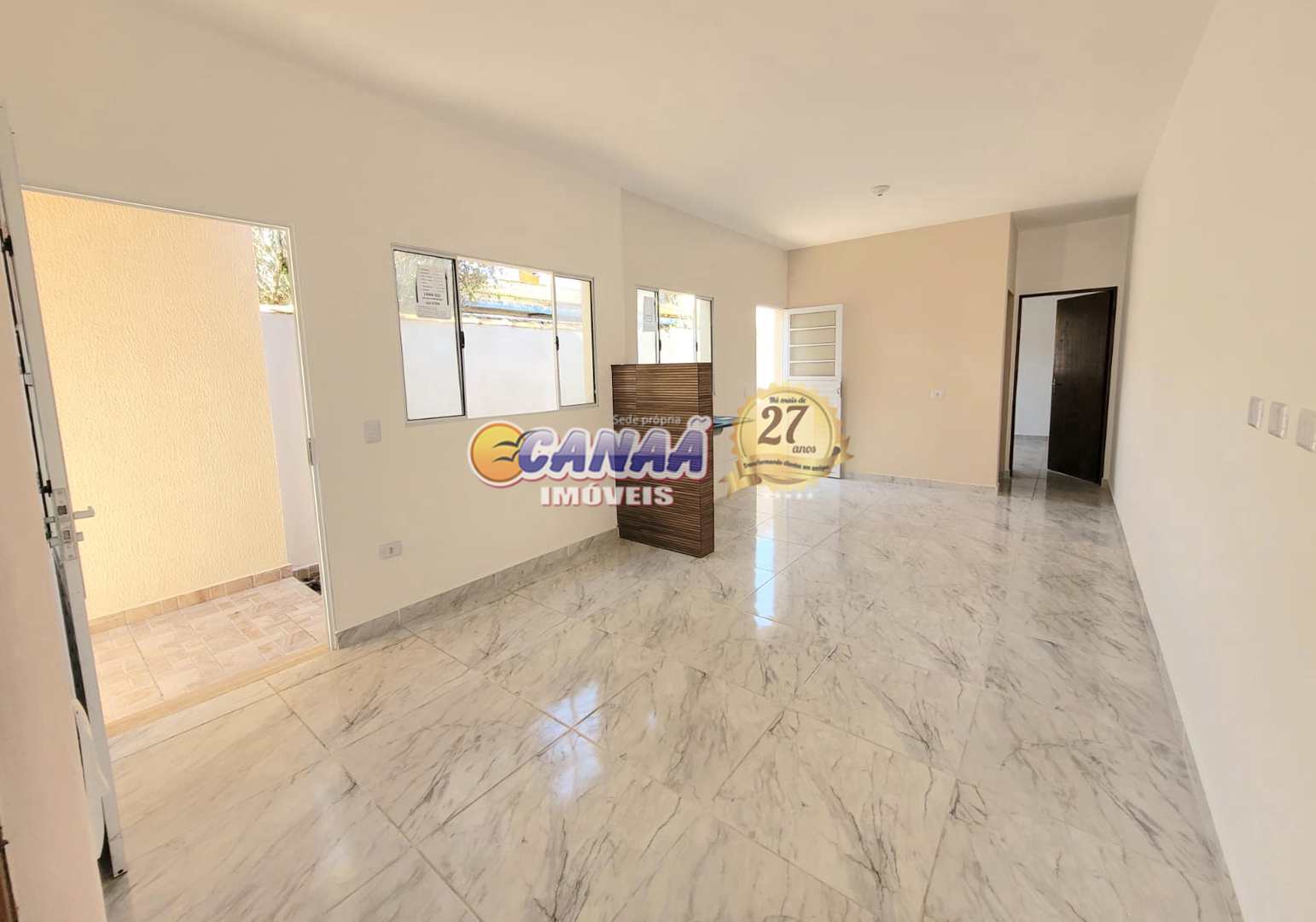 Casa à venda com 2 quartos, 56m² - Foto 4