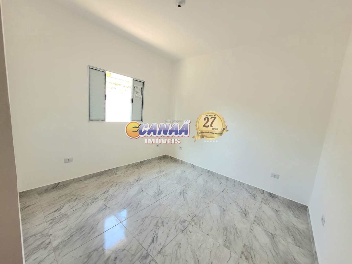 Casa à venda com 2 quartos, 56m² - Foto 9