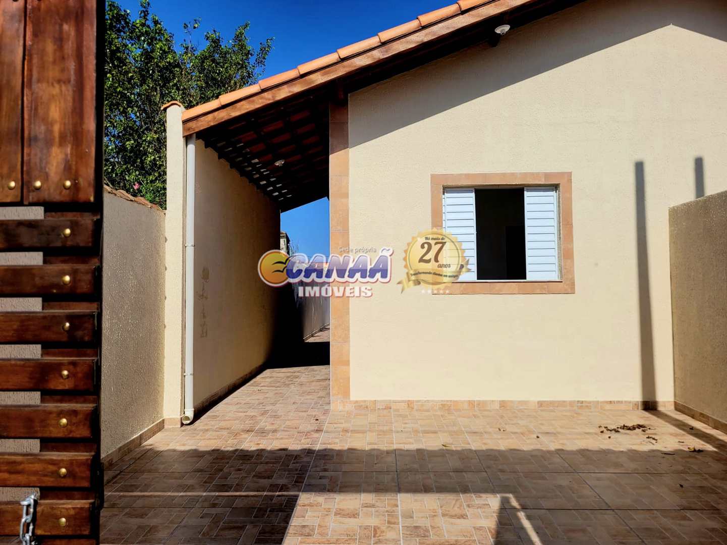 Casa à venda com 2 quartos, 56m² - Foto 2