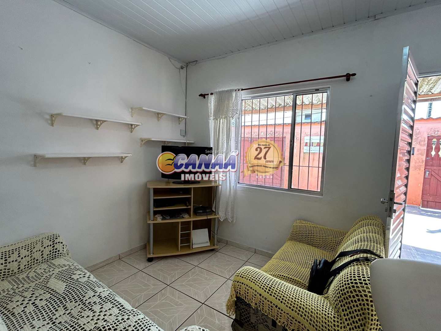 Casa à venda com 2 quartos, 42m² - Foto 8