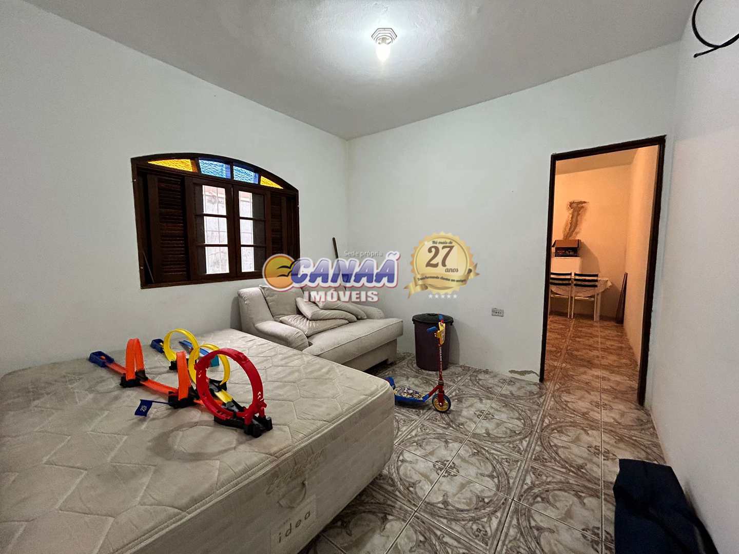 Casa à venda com 3 quartos, 84m² - Foto 13