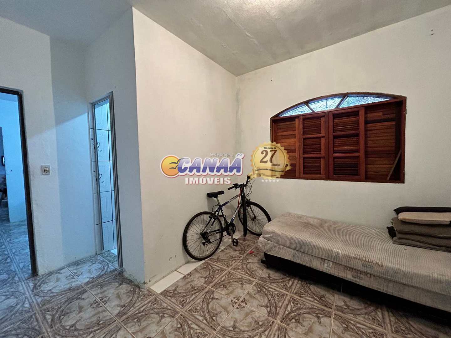 Casa à venda com 3 quartos, 84m² - Foto 11