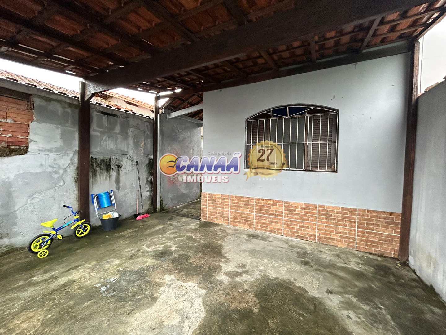 Casa à venda com 3 quartos, 84m² - Foto 2