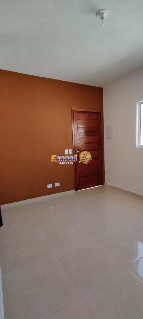 Casa à venda com 2 quartos, 58m² - Foto 3