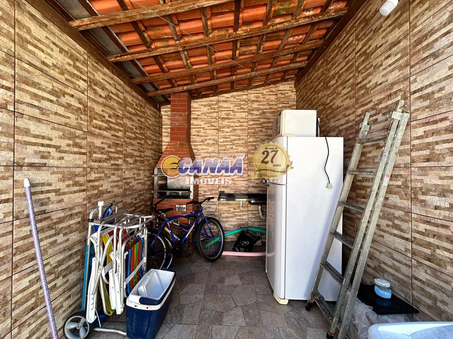 Casa à venda com 2 quartos, 70m² - Foto 22