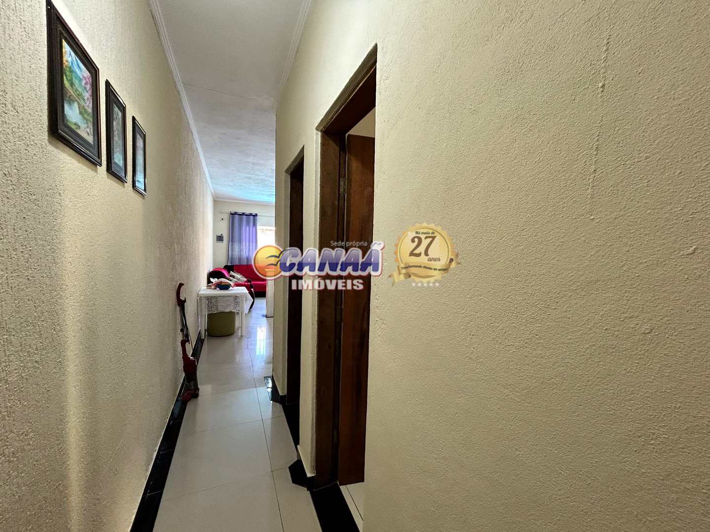 Casa à venda com 2 quartos, 70m² - Foto 14