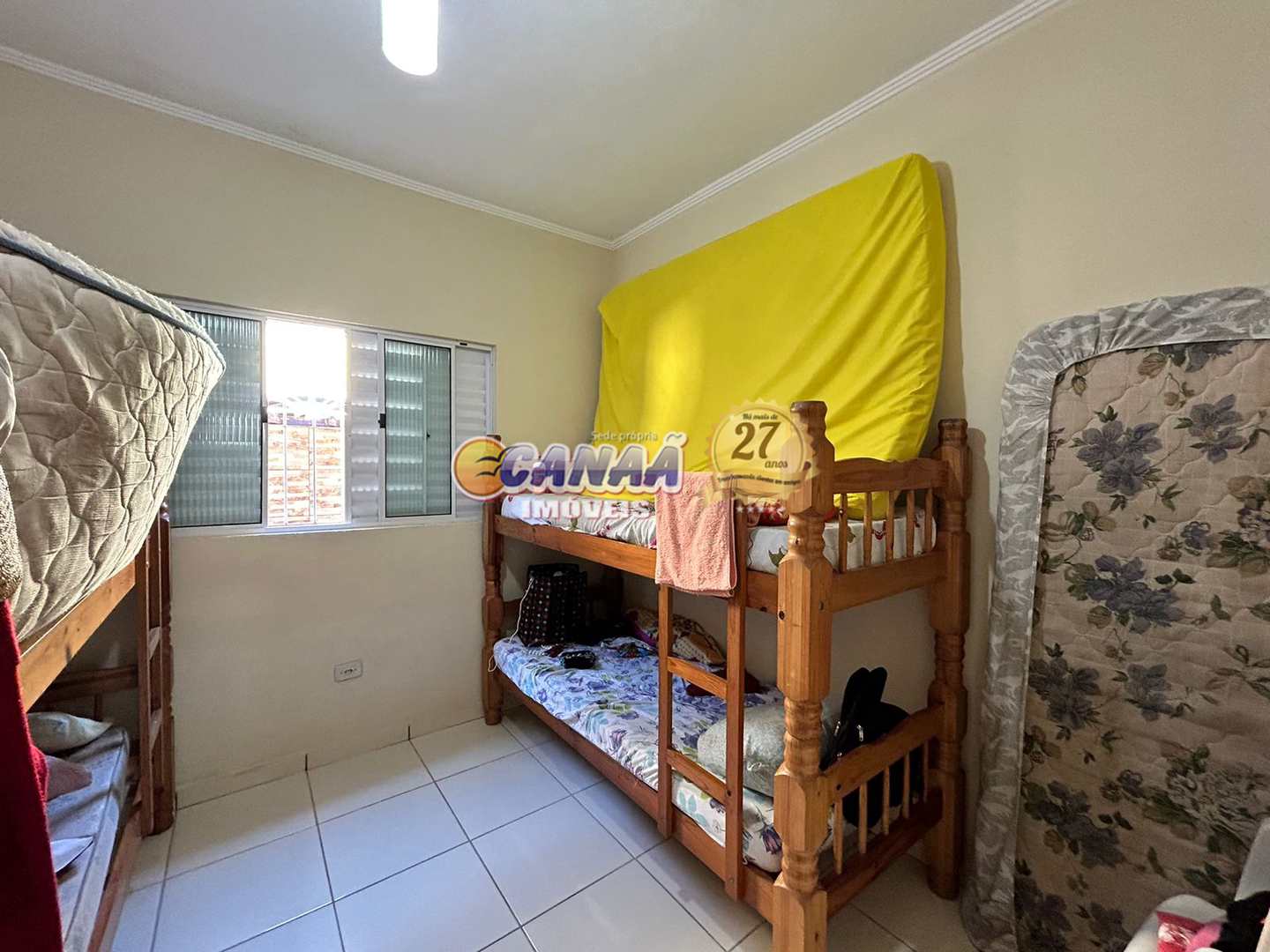 Casa à venda com 2 quartos, 70m² - Foto 18