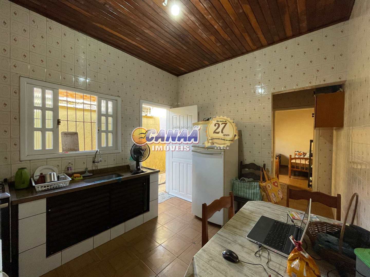 Casa à venda com 1 quarto, 75m² - Foto 11