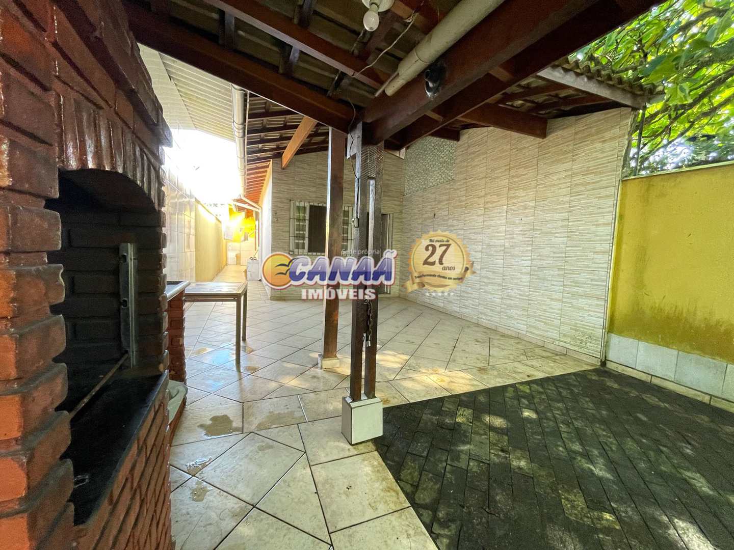 Casa à venda com 1 quarto, 75m² - Foto 3