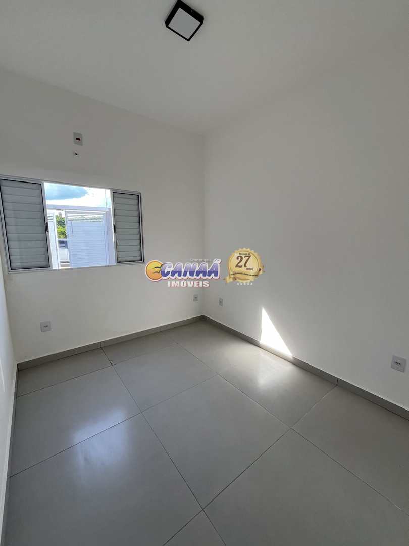 Casa à venda com 2 quartos, 66m² - Foto 13