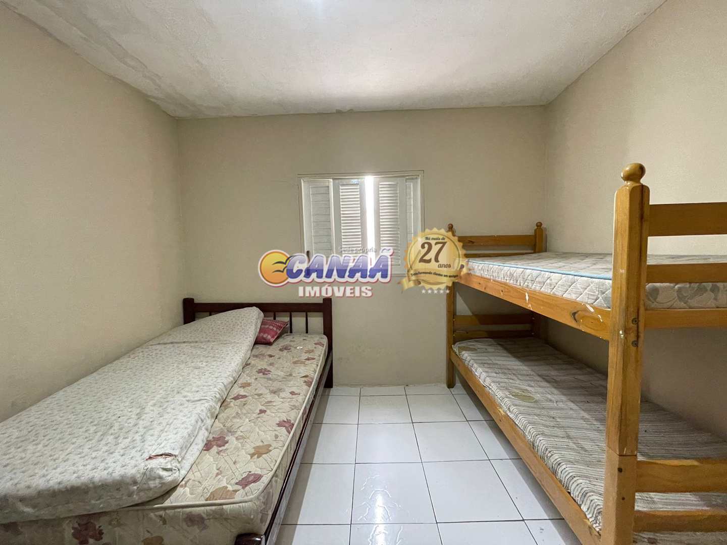 Casa à venda com 2 quartos, 70m² - Foto 9