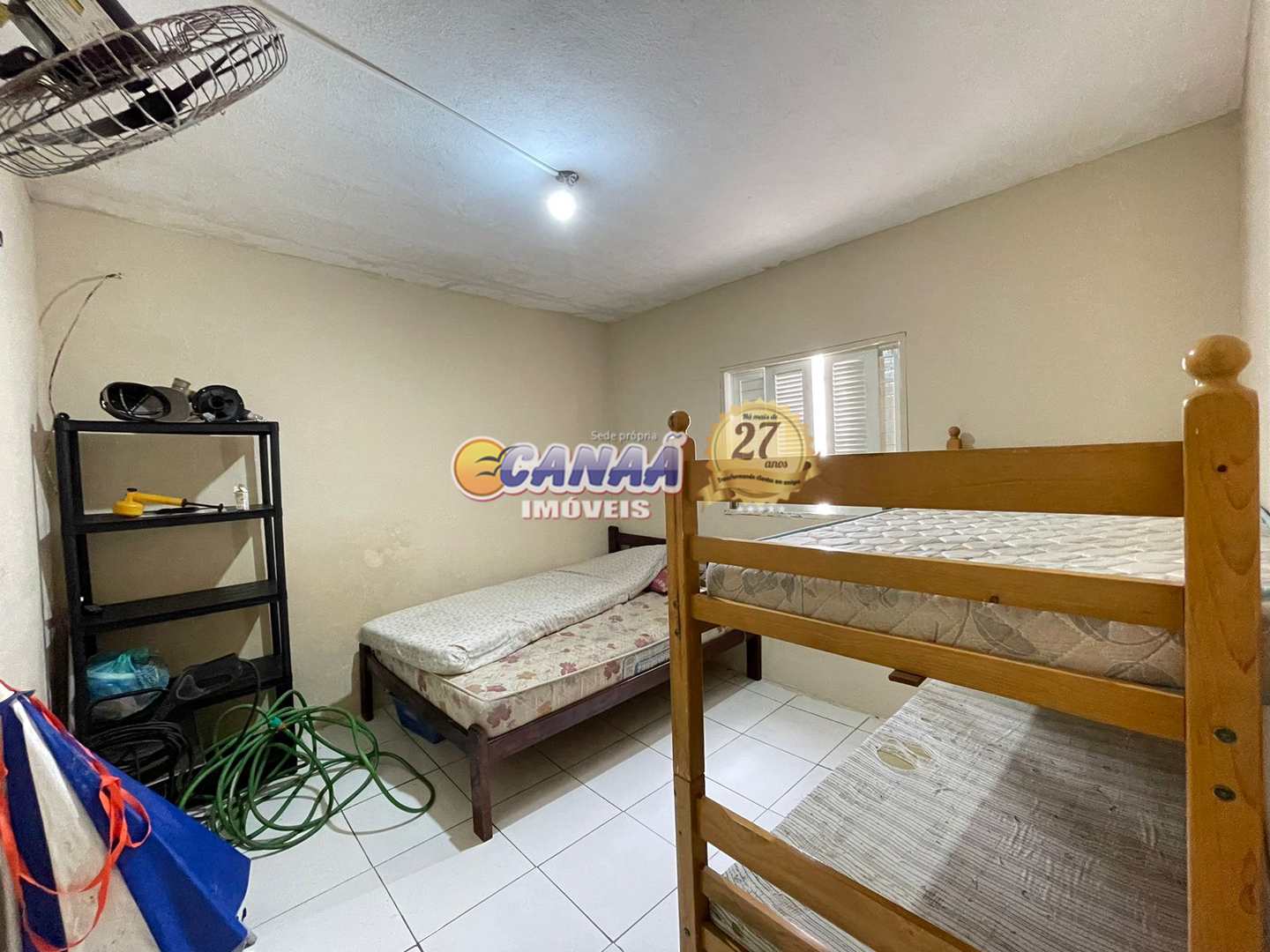 Casa à venda com 2 quartos, 70m² - Foto 10