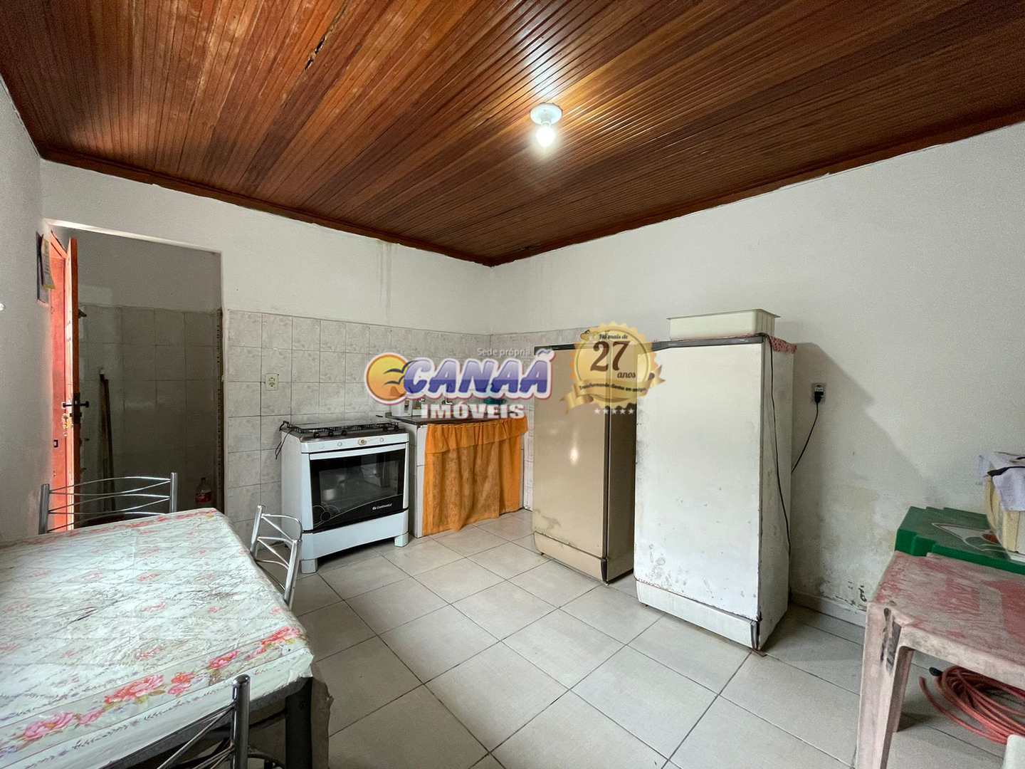 Casa à venda com 2 quartos, 73m² - Foto 5