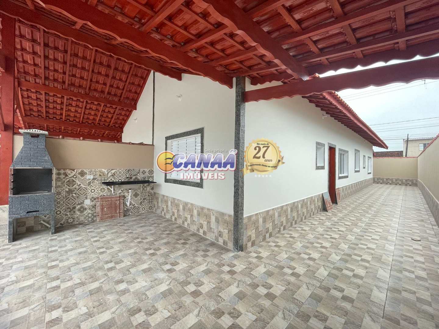 Casa à venda com 2 quartos, 79m² - Foto 3