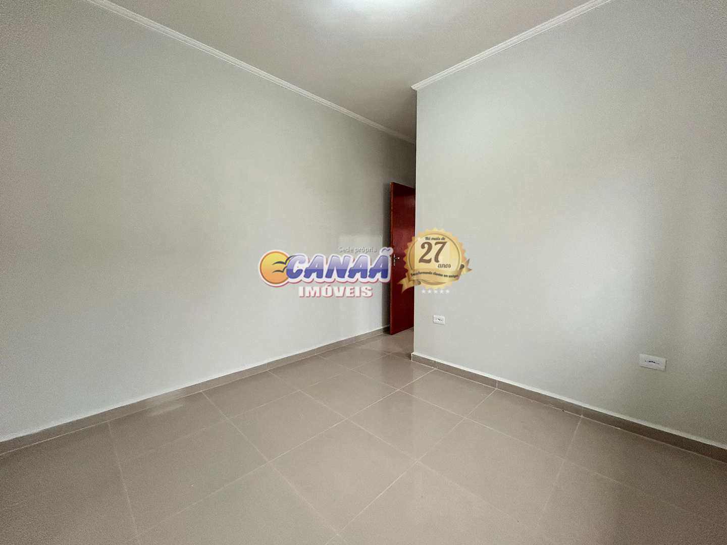 Casa à venda com 2 quartos, 80m² - Foto 12