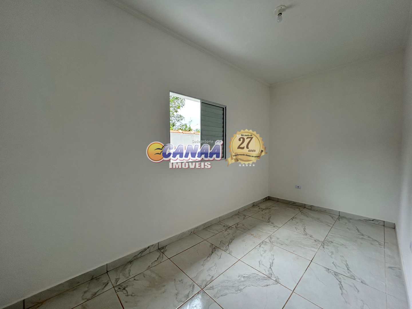 Casa à venda com 2 quartos, 67m² - Foto 11