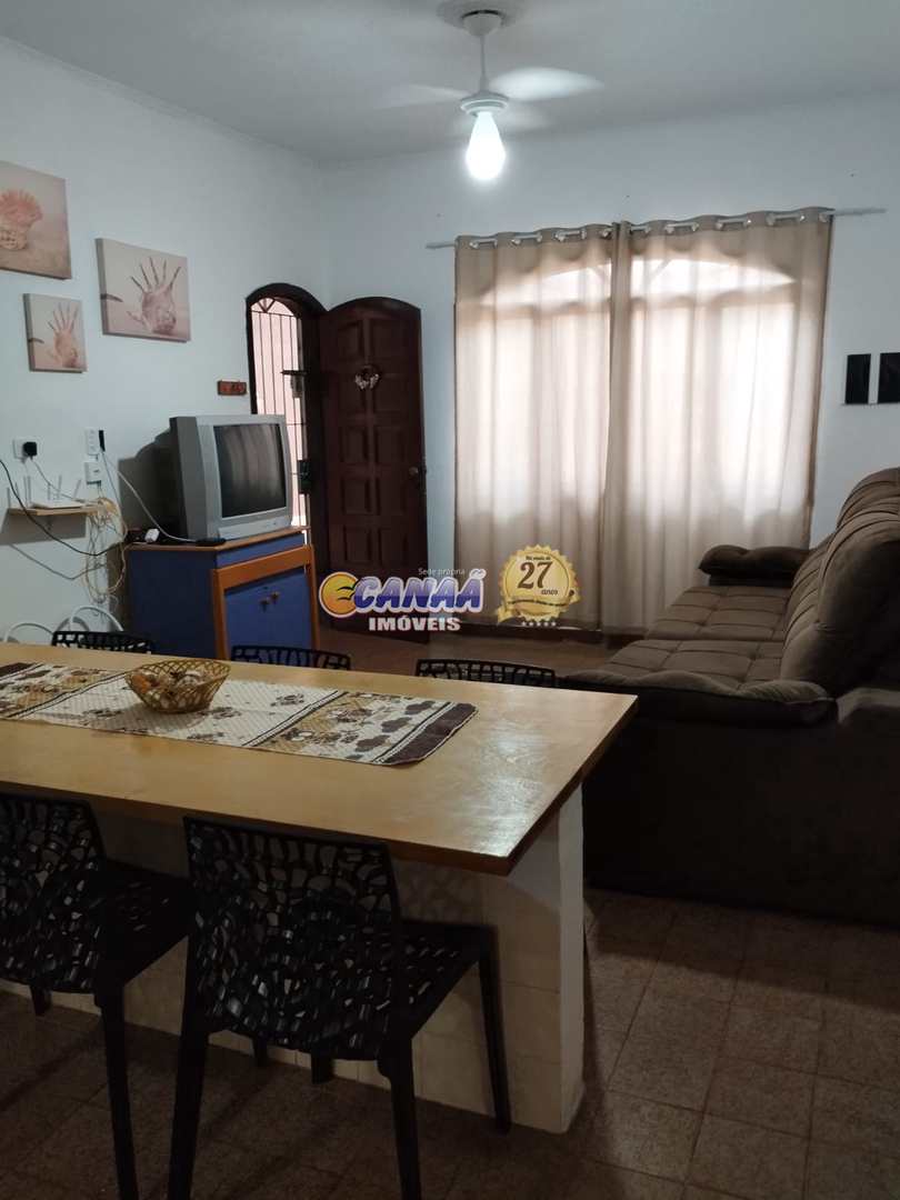 Casa à venda com 3 quartos, 80m² - Foto 7