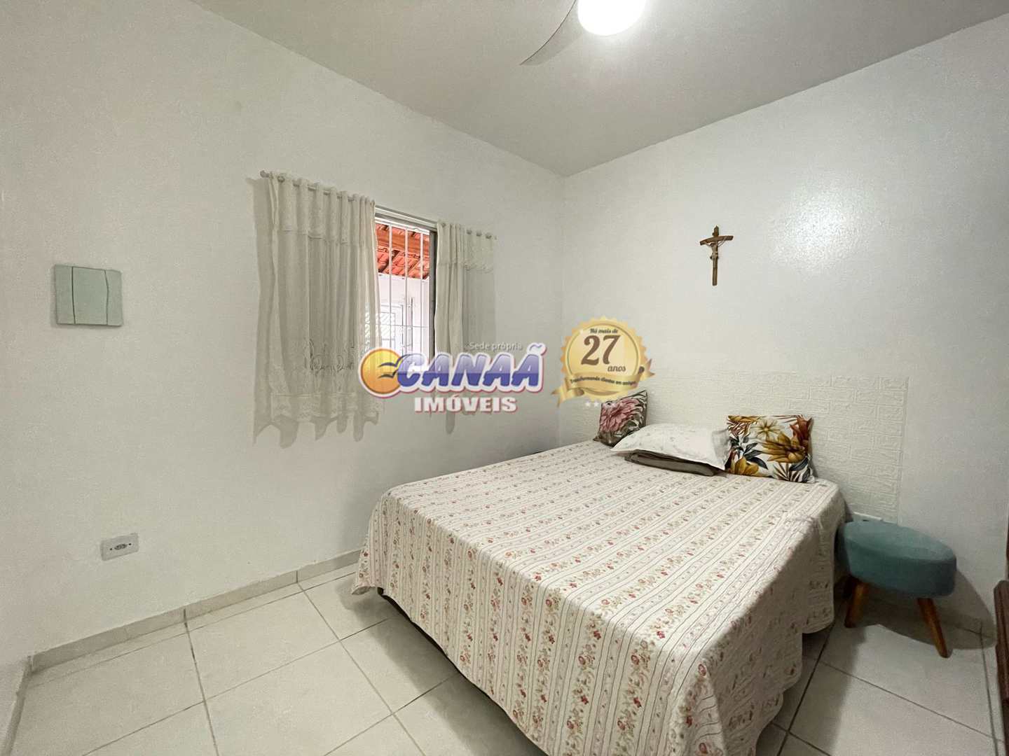 Casa à venda com 2 quartos, 60m² - Foto 11