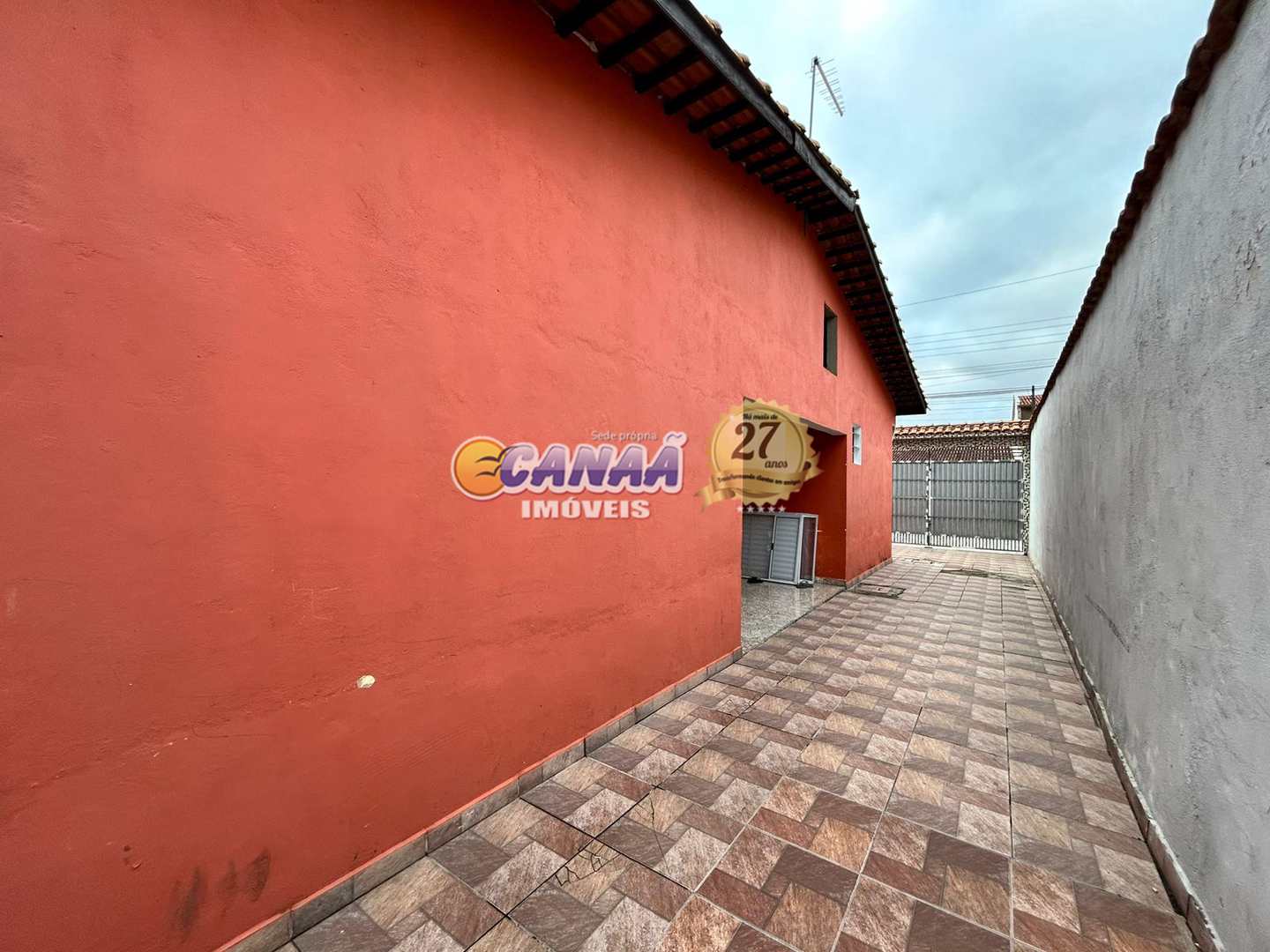 Casa à venda com 2 quartos, 85m² - Foto 4