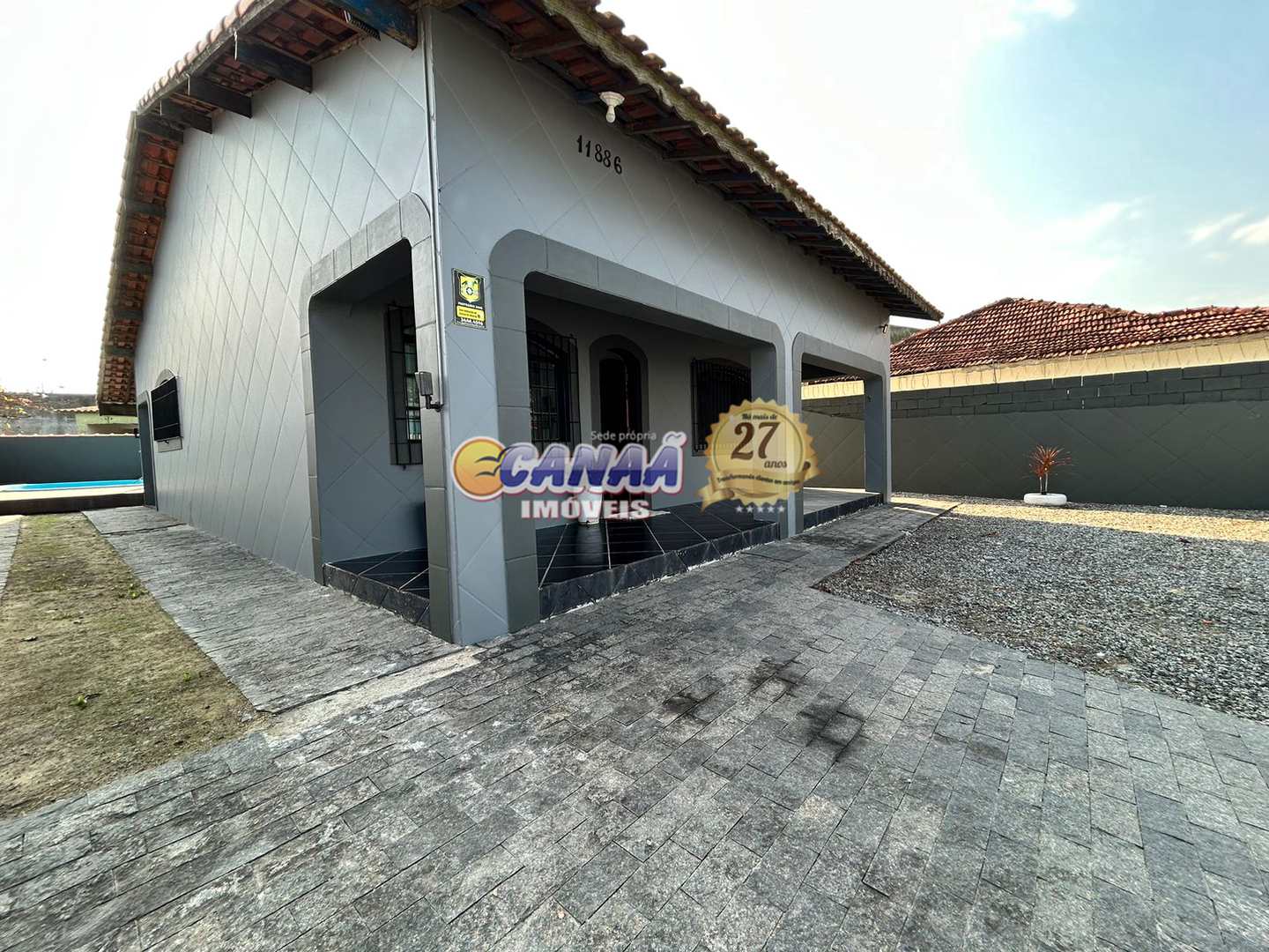 Casa à venda com 2 quartos, 125m² - Foto 3