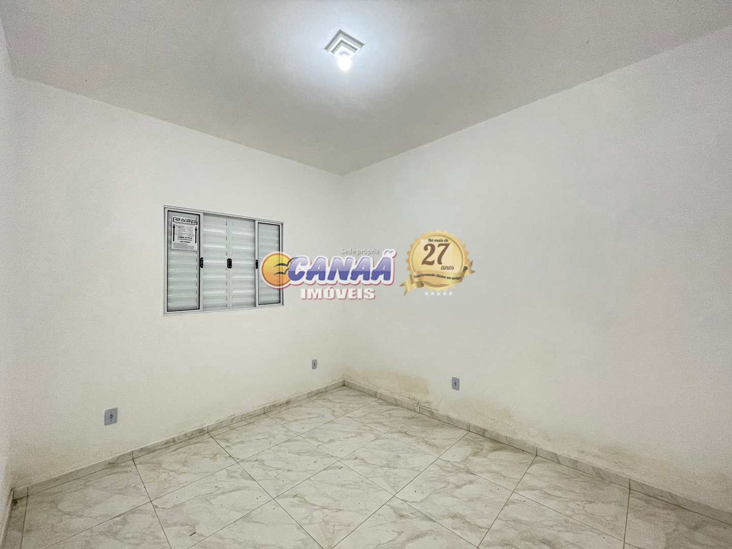 Casa à venda com 2 quartos, 61m² - Foto 8