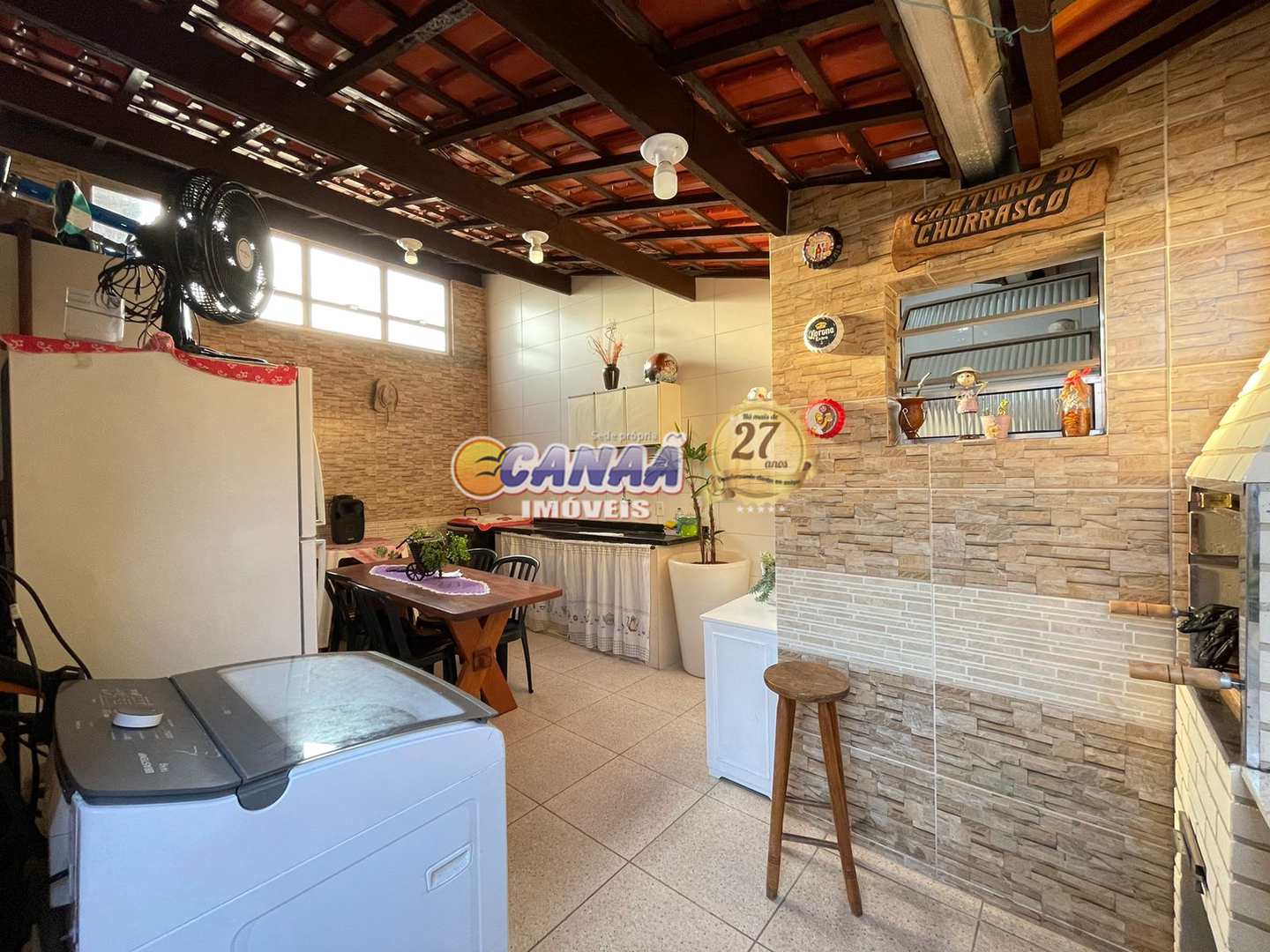 Casa à venda com 2 quartos, 105m² - Foto 15