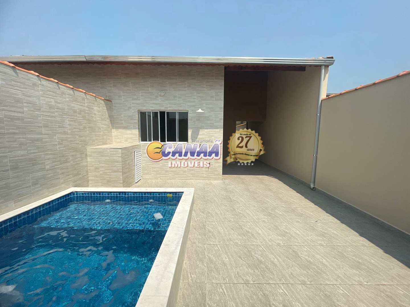 Casa à venda com 2 quartos, 85m² - Foto 1