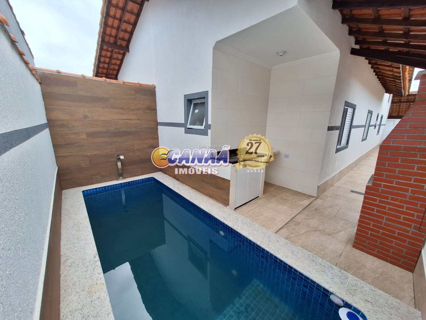 Casa à venda com 2 quartos, 80m² - Foto 13