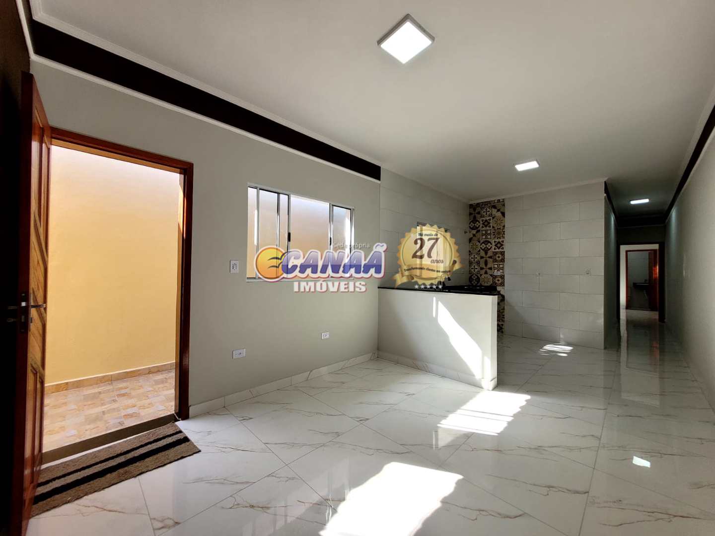 Casa à venda com 3 quartos, 81m² - Foto 5